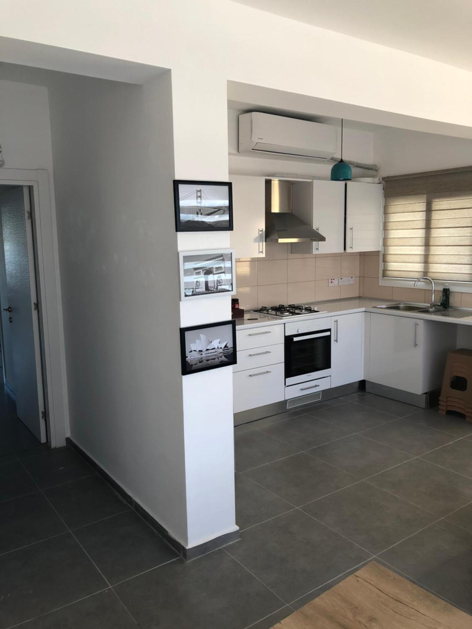 Reflex Apartment Spacious And Comfortable Нікосія Екстер'єр фото