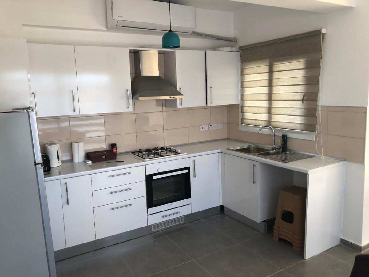 Reflex Apartment Spacious And Comfortable Нікосія Екстер'єр фото